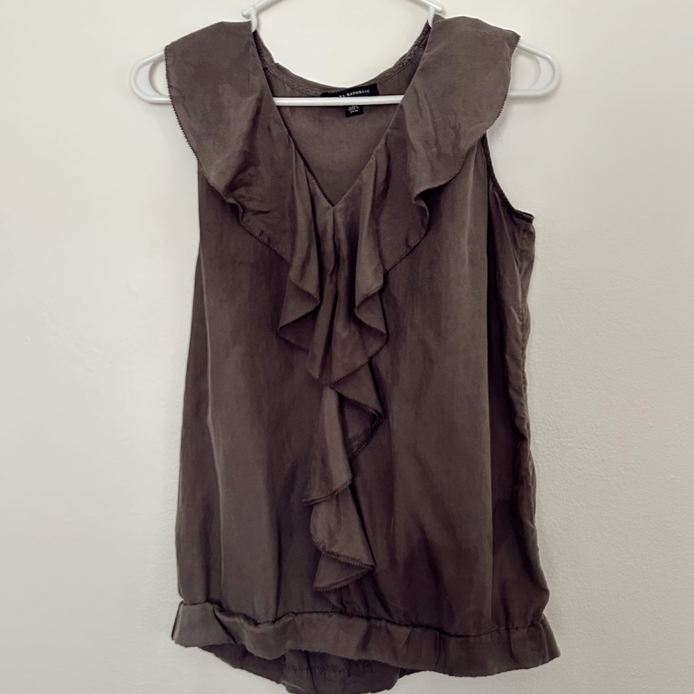 Banana Republic Sleeveless Ruffle Blouse - Brown